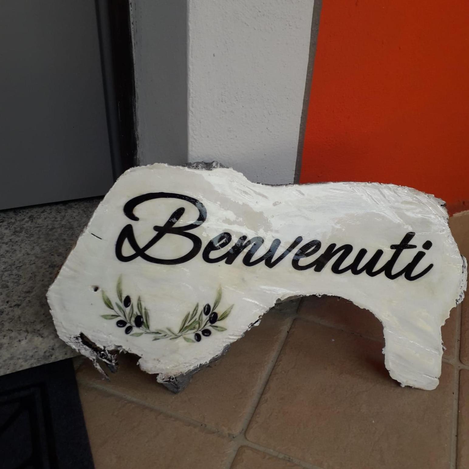 Bed and Breakfast Beb Ulivo Santa Giuletta Esterno foto